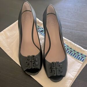 Tory Burch Claire Open Toe Wedge Black Emblem